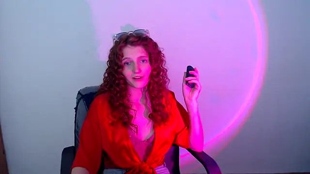 ViolaHot  online show from 06/14/26, 12:29