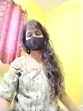 cutieNancy89 online show from 06/04/26, 10:43