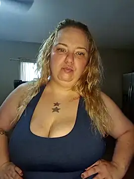 Snapshot of Jaclynnbaby chatting on 06/25/26, 12:42 Jaclynnbaby online show from 06/25/26, 12:42