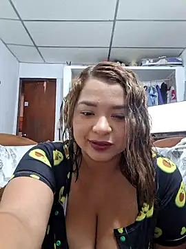 leonorq online show from 05/27/26, 03:20