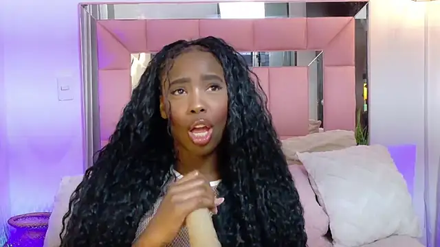 Nia Williams online show from 06/18/26, 05:06