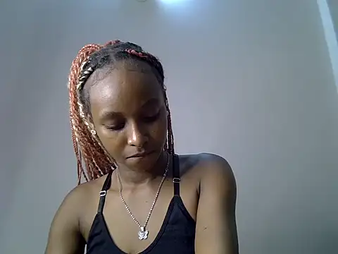 Snapshot of cocolaurah chatting on 07/02/26, 05:30 cocolaurah online show from 07/02/26, 05:30