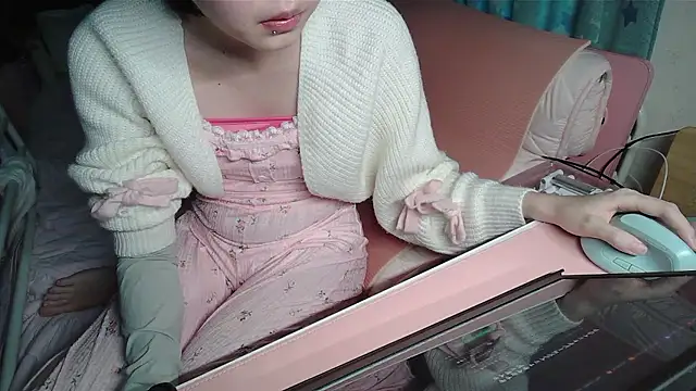 Snapshot of Haohchang chatting on 07/05/26, 04:19 Haohchang online show from 07/05/26, 04:19
