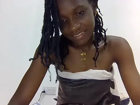 Sexxy petite1 online show from 06/28/26, 04:40