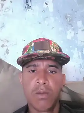 Snapshot of DOUGLAS-santos30 chatting on 06/09/26, 02:06 DOUGLAS-santos30 online show from 06/09/26, 02:06