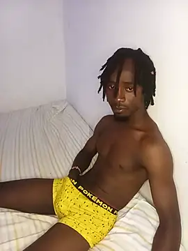 Snapshot of youngdee254 chatting on 07/11/26, 03:26 youngdee254 online show from 07/11/26, 03:26