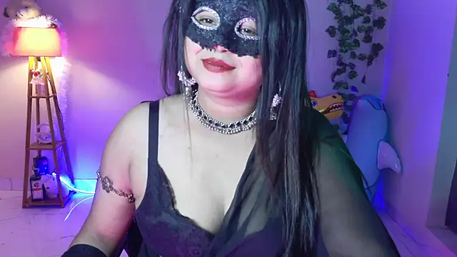 Red Heart  online show from 06/26/26, 10:36