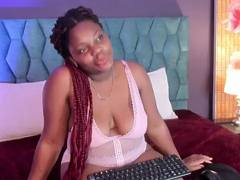 RoxaneMiranda online show from 05/28/26, 08:50