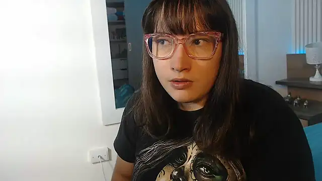 ValentinaGreyy online show from 06/06/26, 10:03
