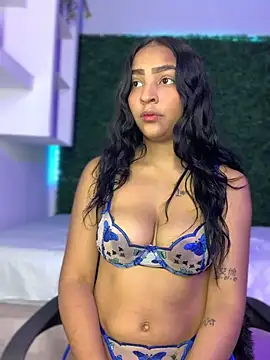 Snapshot of KissyIsabella_ chatting on 06/24/26, 12:37 KissyIsabella online show from 06/24/26, 12:37