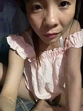 Snapshot of bi_kute9x chatting on 06/14/26, 05:59 bi kute9x online show from 06/14/26, 05:59