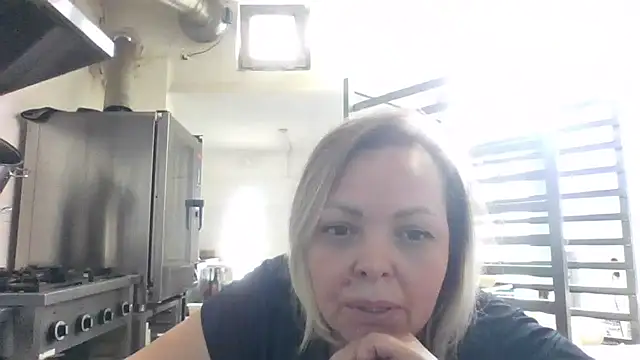 BellaaKiss online show from 05/30/26, 02:14