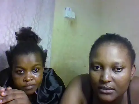 Hotsexy caramel online show from 05/31/26, 02:13