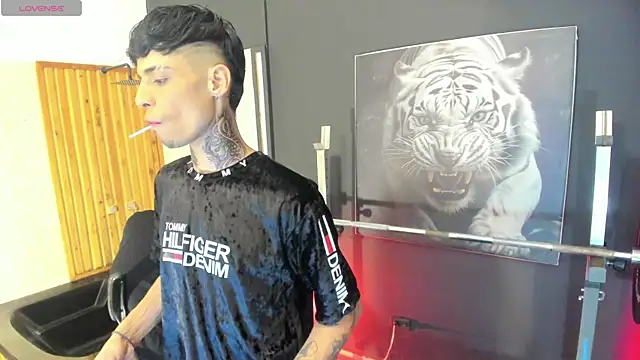 Yeidonn online show from 06/26/26, 03:33