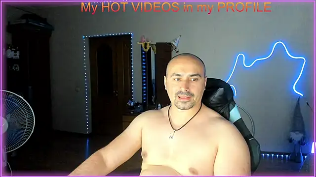 Snapshot of -SexyDaddy- chatting on 06/05/26, 06:57 -SexyDaddy- online show from 06/05/26, 06:57