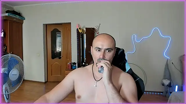 Snapshot of -SexyDaddy- chatting on 06/27/26, 10:53 -SexyDaddy- online show from 06/27/26, 10:53