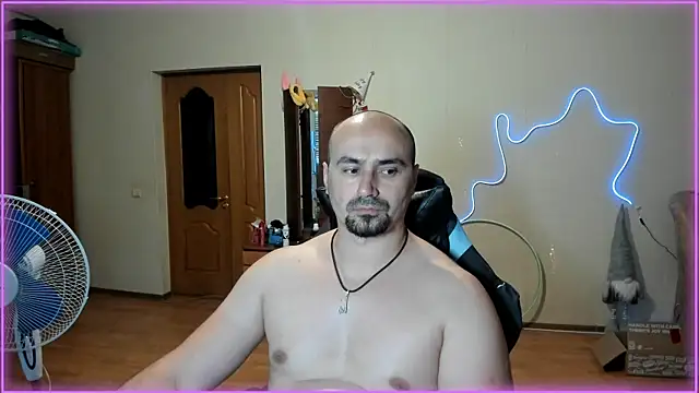 Snapshot of -SexyDaddy- chatting on 06/30/26, 04:41 -SexyDaddy- online show from 06/30/26, 04:41