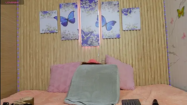 Moonceleste online show from 06/22/26, 01:07