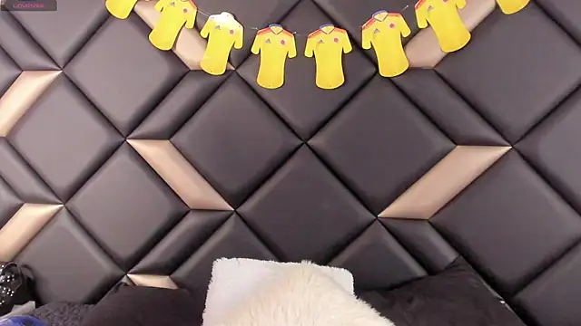 AdrianaHarlow online show from 07/10/26, 07:16