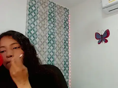 Snapshot of Isabellacarson chatting on 06/06/26, 05:06 Isabellacarson online show from 06/06/26, 05:06
