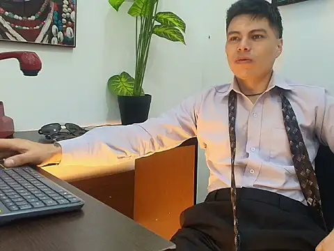 AquilesTaylor online show from 07/14/26, 12:44