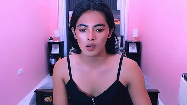 MiamoreAmara69 online show from 06/18/26, 05:41