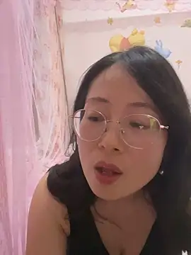 Snapshot of TangTang0530 chatting on 05/31/26, 11:39 TangTang0530 online show from 05/31/26, 11:39