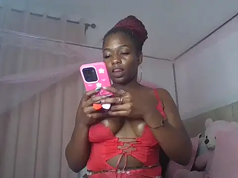 Snapshot of Xannaxx_ chatting on 06/03/26, 05:18 Xannaxx online show from 06/03/26, 05:18