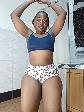 Snapshot of Ssexyie_juls chatting on 07/17/26, 08:46 Ssexyie juls online show from 07/17/26, 08:46