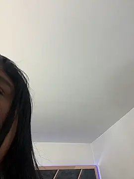 Snapshot of FoxySkye chatting on 06/26/26, 05:01 FoxySkye online show from 06/26/26, 05:01