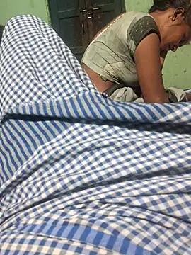 desiwife123coupl online show from 07/14/26, 12:46