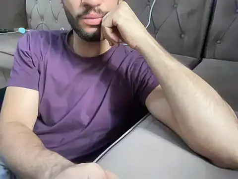 mo7amedos29 online show from 06/01/26, 04:36