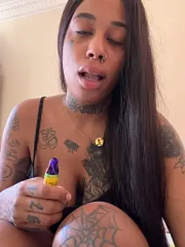Kira nyxx online show from 06/02/26, 08:27
