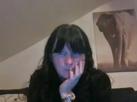 Snapshot of sexujuly88 chatting on 11/06/25, 10:21 sexujuly88 online show from 11/06/25, 10:21