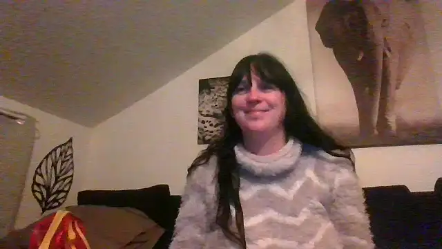 Snapshot of sexujuly88 chatting on 11/20/25, 10:20 sexujuly88 online show from 11/20/25, 10:20