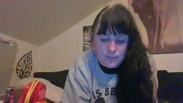 Snapshot of sexujuly88 chatting on 12/01/25, 10:15 sexujuly88 online show from 12/01/25, 10:15