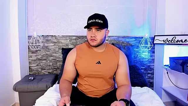 apolorusso online show from 07/10/26, 05:45