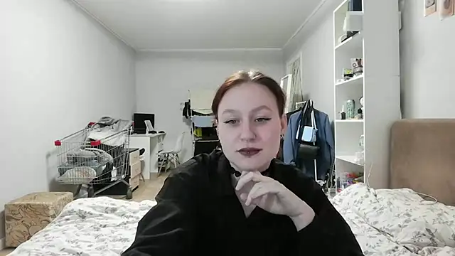 Snapshot of LoiseLovetto chatting on 06/25/26, 06:01 LoiseLovetto online show from 06/25/26, 06:01