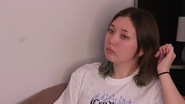 Snapshot of KatelynTrocinski chatting on 06/01/26, 12:07 KatelynTrocinski online show from 06/01/26, 12:07