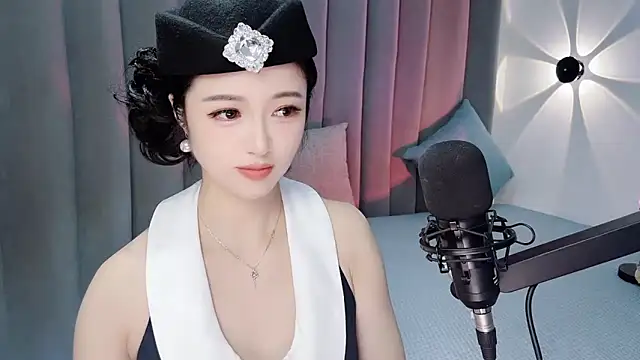 Momo-Wow online show from 07/07/26, 06:47