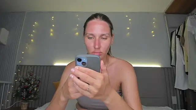 SofiClimbing online show from 01/18/26, 11:47