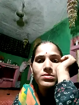 Snapshot of siwanijha007 chatting on 07/19/26, 10:30 siwanijha007 online show from 07/19/26, 10:30
