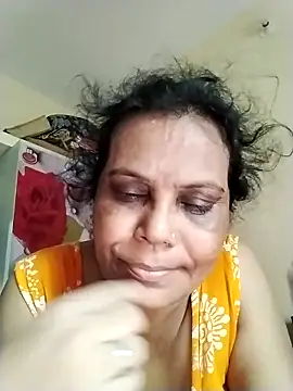 chatterjeesayani567 online show from 06/05/26, 07:03