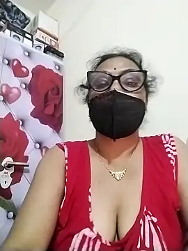 Snapshot of chatterjeesayani567 chatting on 06/19/26, 04:55 chatterjeesayani567 online show from 06/19/26, 04:55