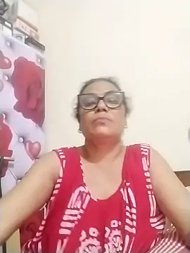 Snapshot of chatterjeesayani567 chatting on 06/26/26, 03:49 chatterjeesayani567 online show from 06/26/26, 03:49