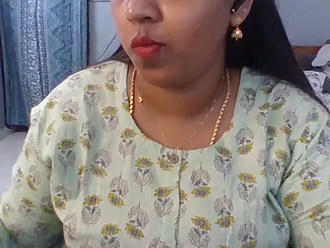 Tamil hot Meenu online show from 06/17/26, 09:01