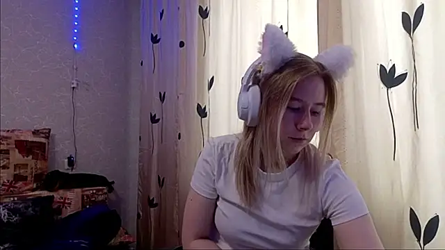 NikiFray online show from 06/01/26, 02:08