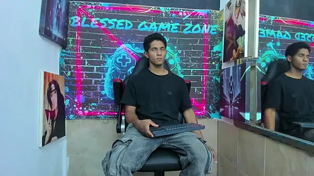 Snapshot of Yoel_Blessed chatting on 07/01/26, 07:35 Yoel Blessed online show from 07/01/26, 07:35