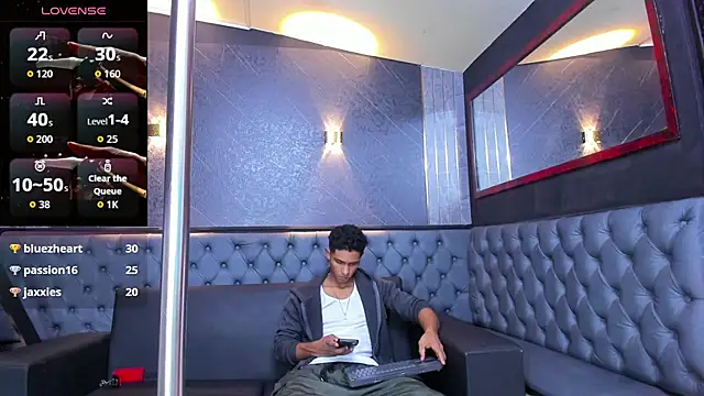 Snapshot of Yoel_Blessed chatting on 07/13/26, 11:35 Yoel Blessed online show from 07/13/26, 11:35