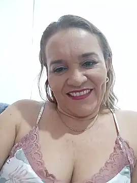 Sara hilton02 online show from 06/16/26, 01:36